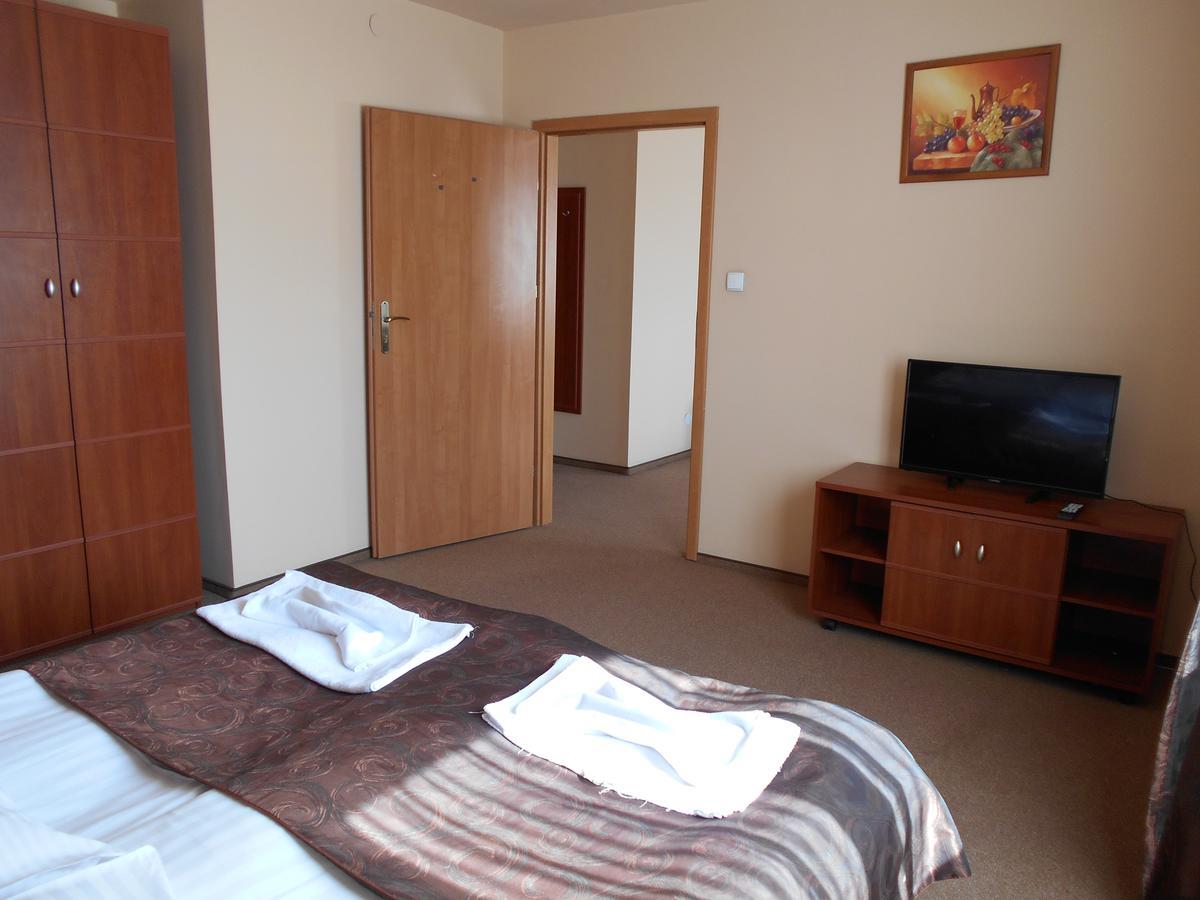Hotel Astor Radom Ngoại thất bức ảnh
