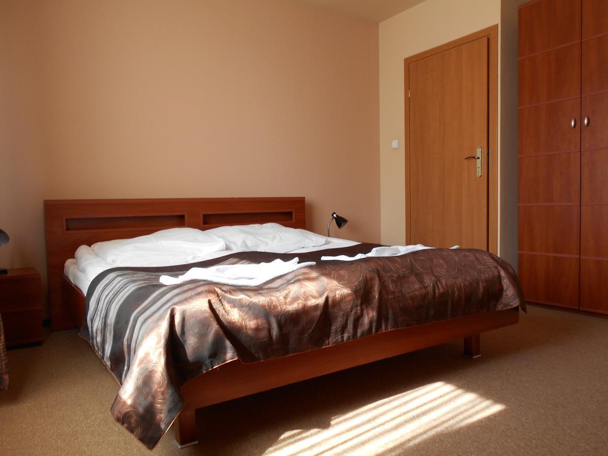 Hotel Astor Radom Ngoại thất bức ảnh