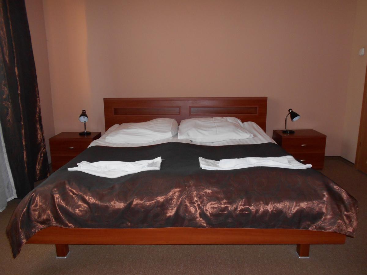 Hotel Astor Radom Ngoại thất bức ảnh