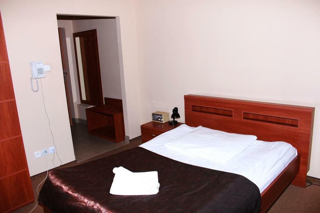 Hotel Astor Radom Ngoại thất bức ảnh